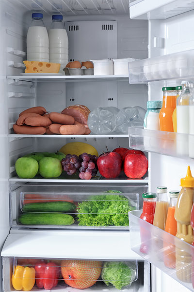 A Tidy Fridge Makes For an Efficient Kitchen